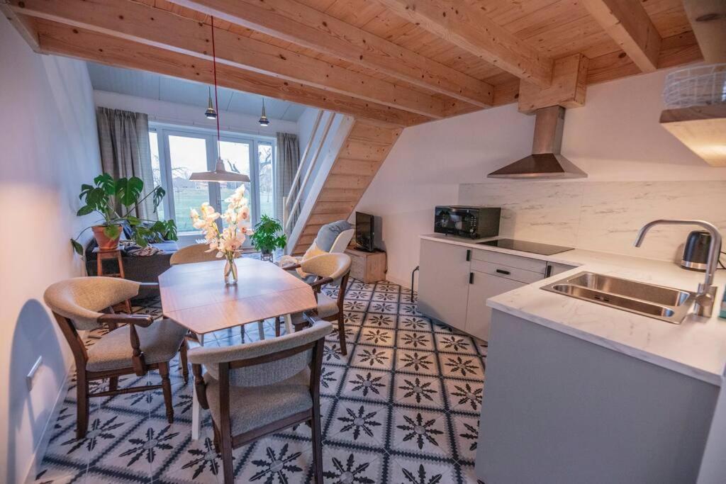 'T Pekelhuis - Vakantiehuisje Op Boerderij Huize Blokland Hem Luaran gambar